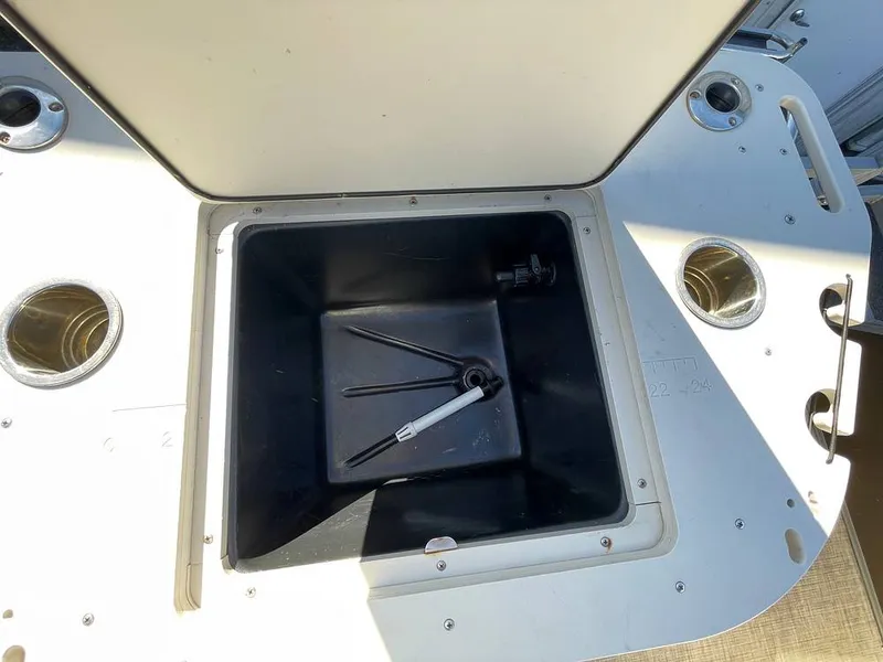 Slide: The Image of Lowe SF232 2024 - 16210237