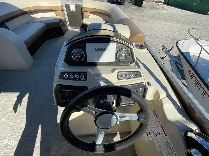 Slide: The Image of Lowe SF232 2024 - 16210230