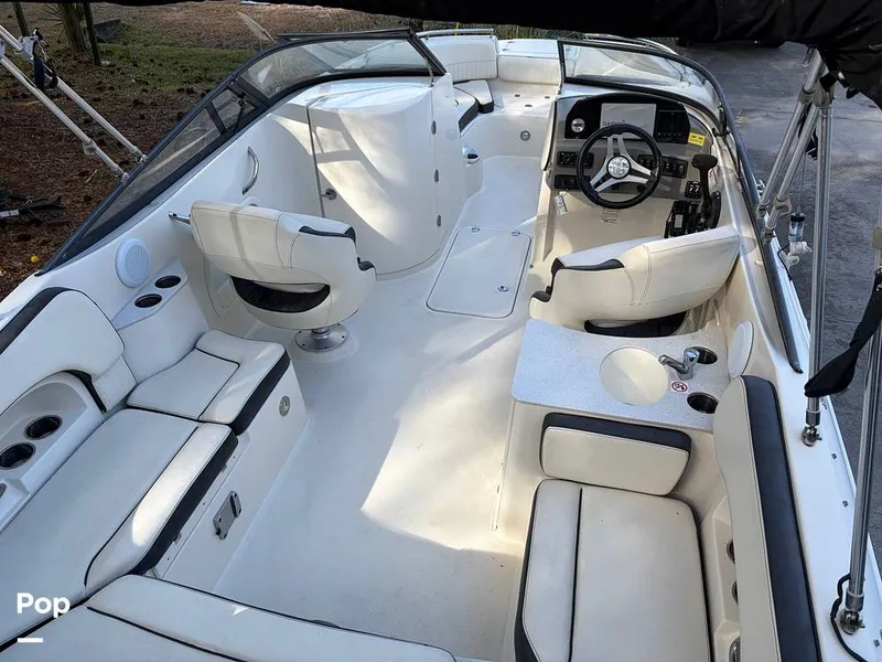 Slide: The Image of Stingray 231DC 2020 - 16245933