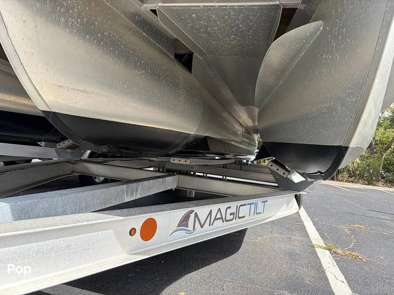 Slide: The Image of Bennington 22 S 2023 - 16245871