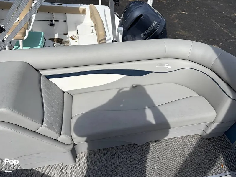 Slide: The Image of Bennington 22 S 2023 - 16245878