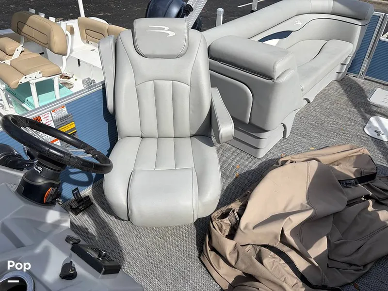 Slide: The Image of Bennington 22 S 2023 - 16245887