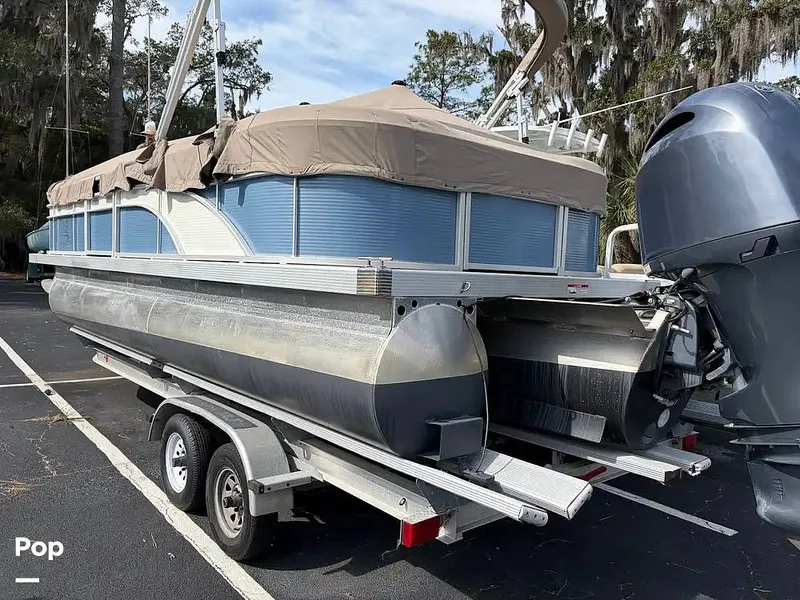 Slide: The Image of Bennington 22 S 2023 - 16260812