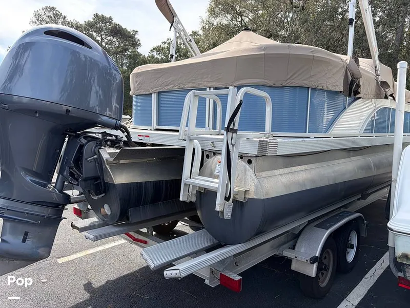 Slide: The Image of Bennington 22 S 2023 - 16245837