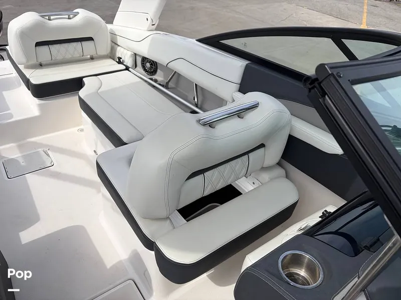 Slide: The Image of Regal LX2 2025 - 16245842