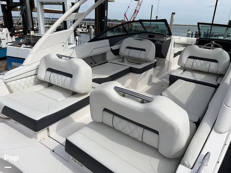 Slide: The Image of Regal LX2 2025 - 16245851