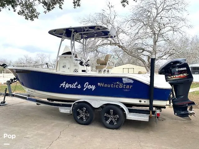 Slide: The Image of NauticStar 2302 Legacy 2018 - 16242173