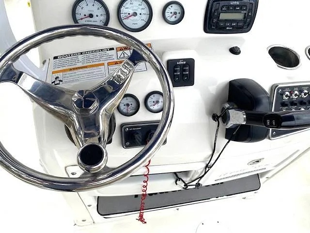 Slide: The Image of NauticStar 2302 Legacy 2018 - 16242977