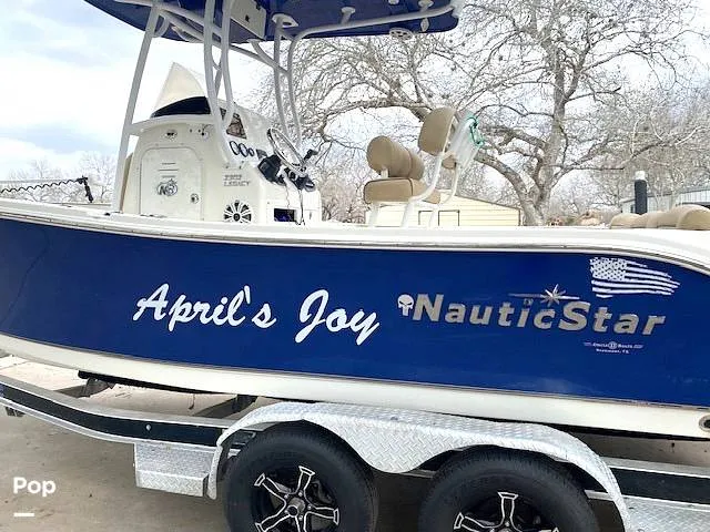 Slide: The Image of NauticStar 2302 Legacy 2018 - 16242175