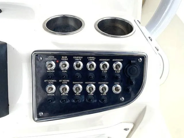 Slide: The Image of NauticStar Legacy 2302 2018 - 16242959