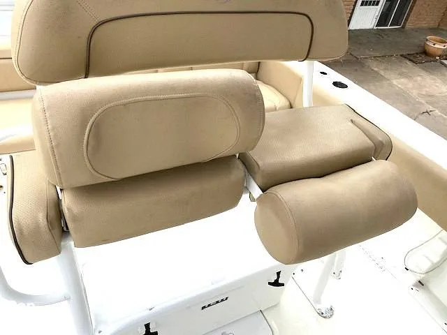 Slide: The Image of NauticStar Legacy 2302 2018 - 16242981