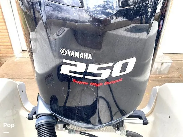 Slide: The Image of NauticStar Legacy 2302 2018 - 16243118