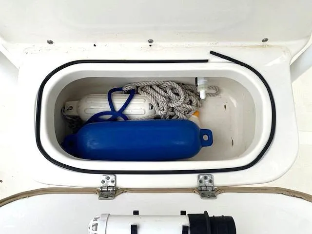 Slide: The Image of NauticStar Legacy 2302 2018 - 16243148