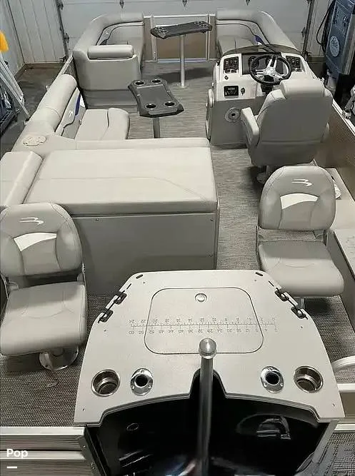 Slide: The Image of Bennington S22 Fish 2024 - 16224098