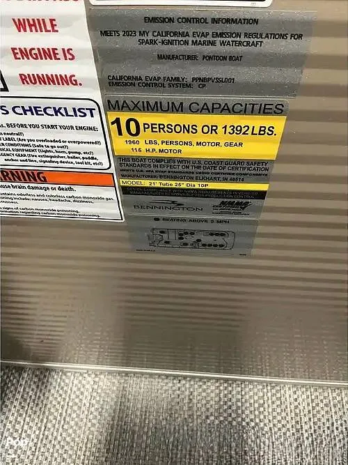 Slide: The Image of Bennington S22 Fish 2024 - 16224100