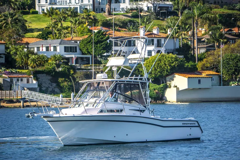Slide: The Image of Grady-White Marlin 300 1998 - 2