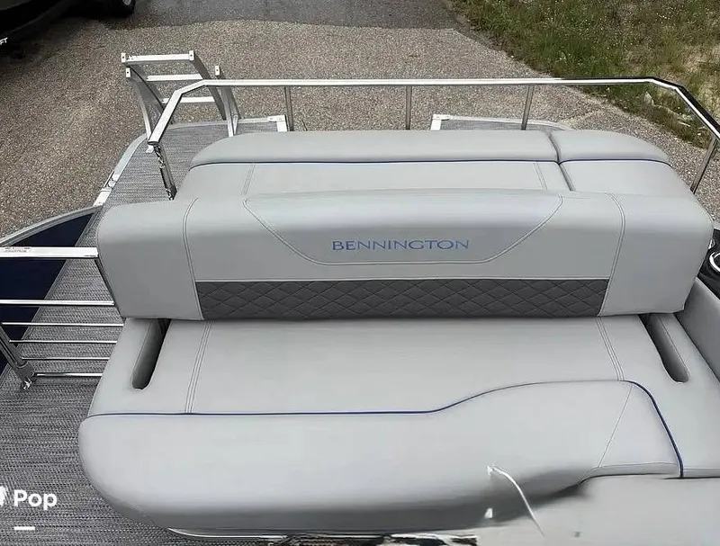 Slide: The Image of Bennington 24SXSB 2023 - 16231114