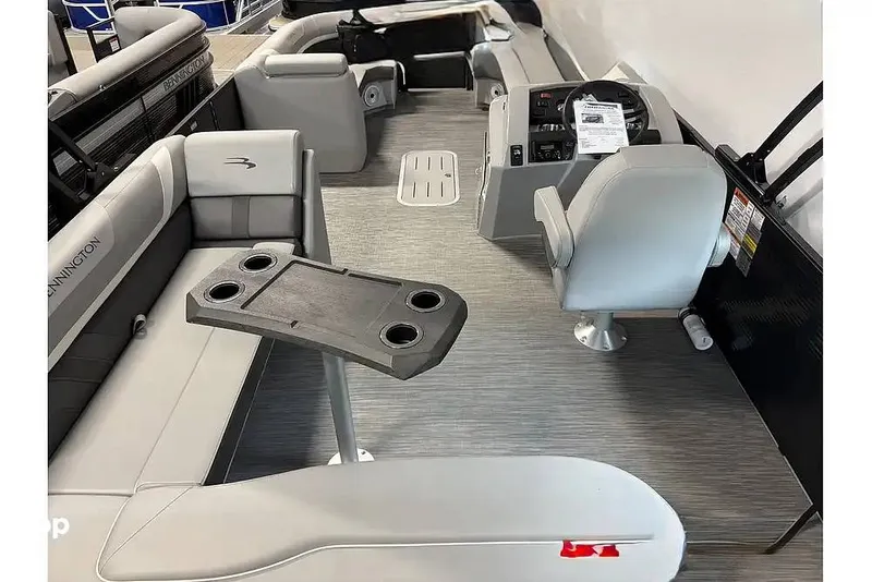 Slide: The Image of Bennington 25SXSB 2023 - 16231160