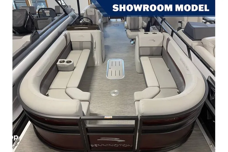 Slide: The Image of Bennington 25SXSRTD 2023 - 16213086