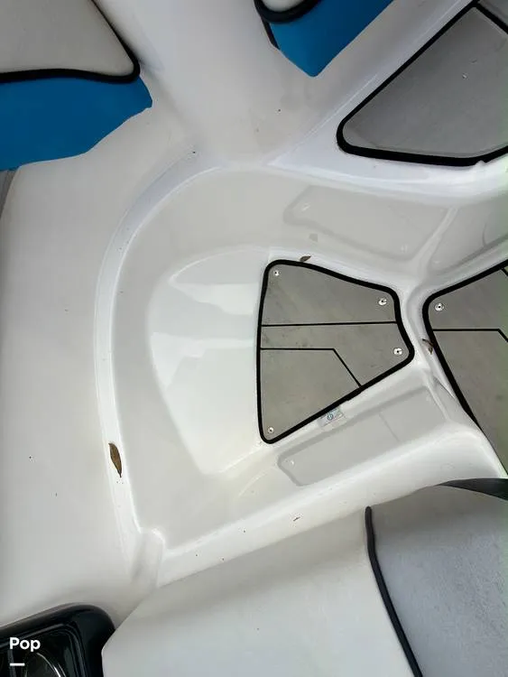 Slide: The Image of Yamaha Wake Series 242X 2020 - 16284203