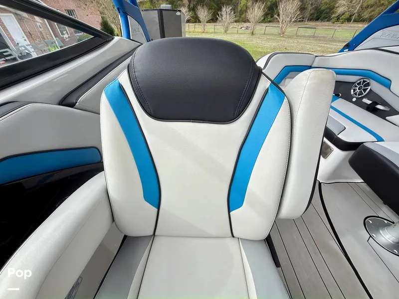 Slide: The Image of Yamaha Wake Series 242X 2020 - 16284211