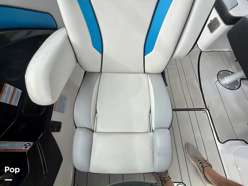 Slide: The Image of Yamaha Wake Series 242X 2020 - 16284212