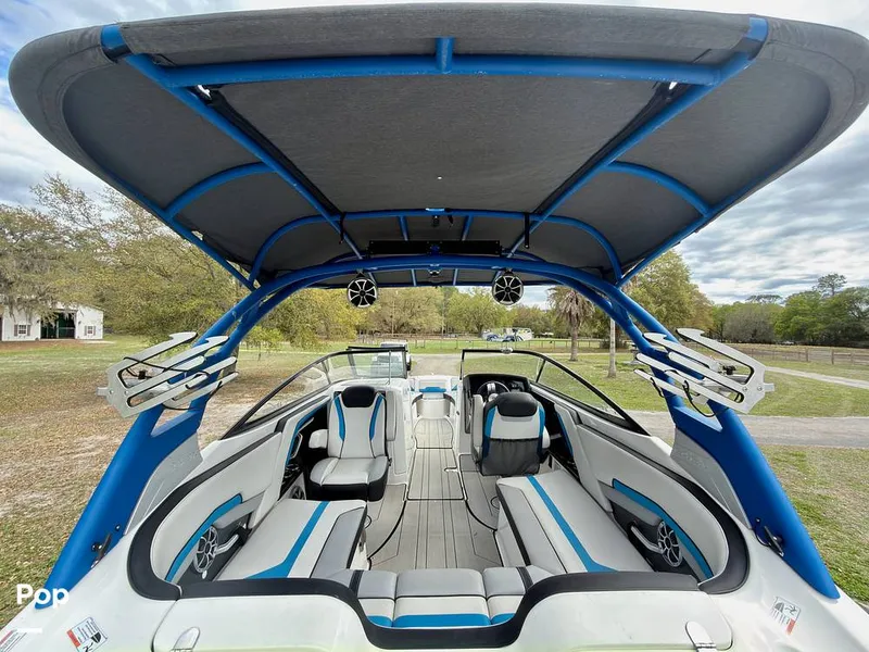 Slide: The Image of Yamaha Wake Series 242X 2020 - 16284107
