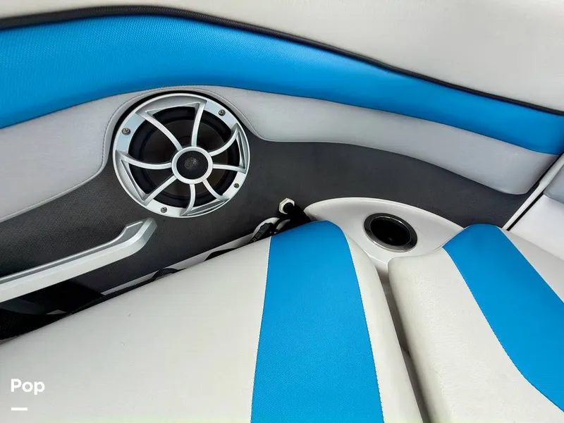 Slide: The Image of Yamaha Wake Series 242X 2020 - 16284216