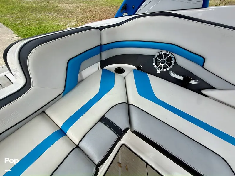 Slide: The Image of Yamaha Wake Series 242X 2020 - 16284218