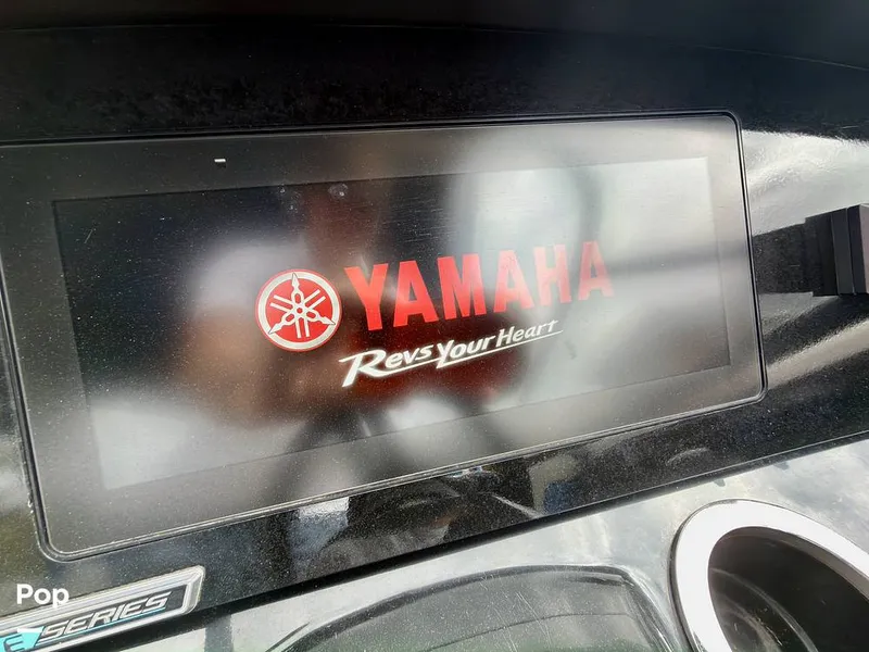 Slide: The Image of Yamaha Wake Series 242X 2020 - 16284235