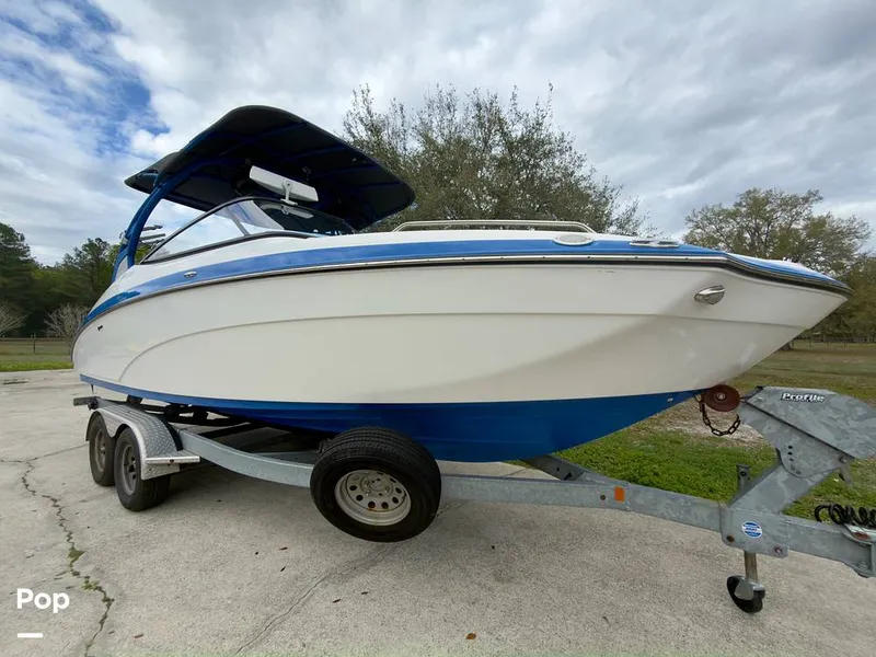 Slide: The Image of Yamaha Wake Series 242X 2020 - 16284265