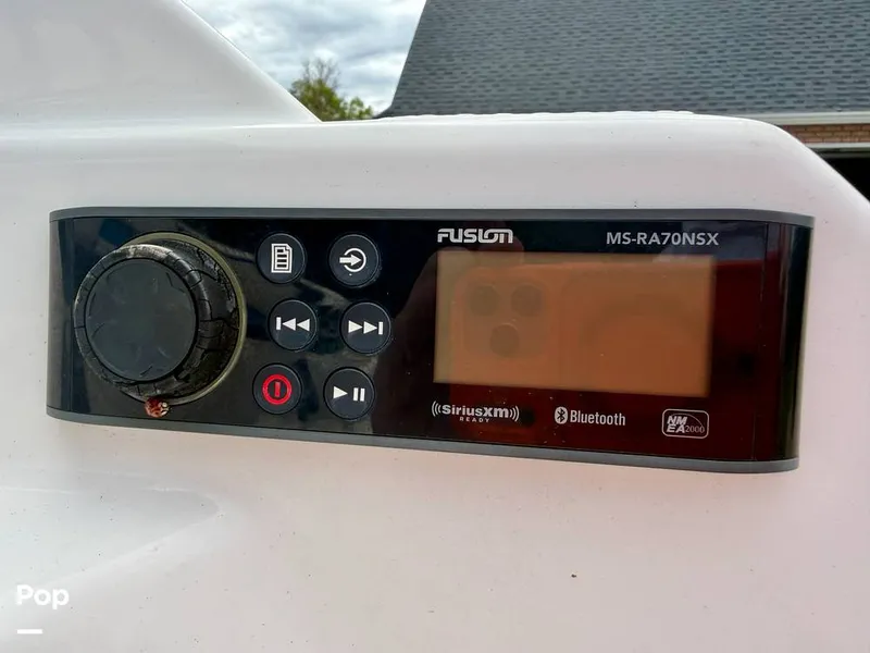 Slide: The Image of Yamaha Wake Series 242X 2020 - 16284122