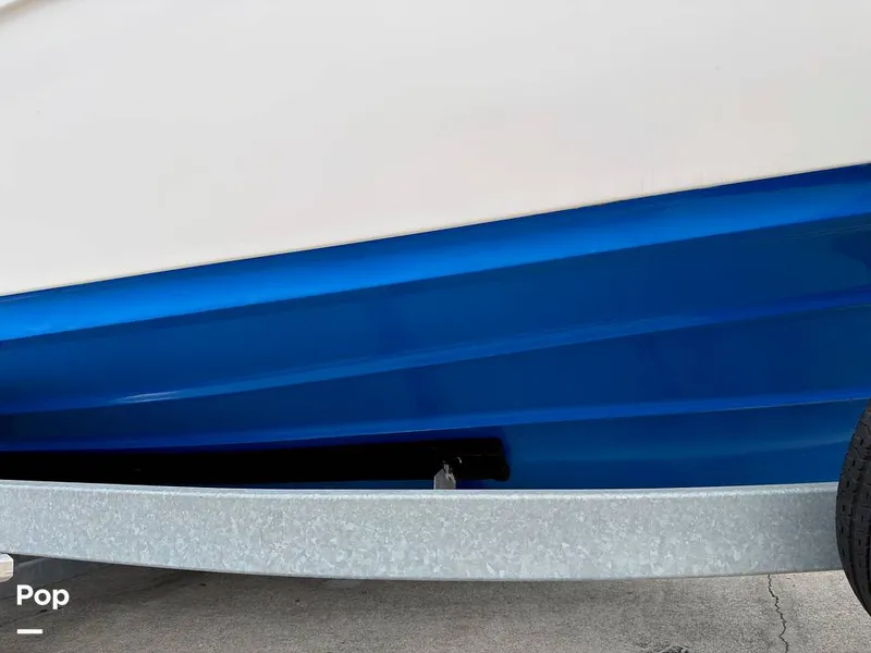 Slide: The Image of Yamaha Wake Series 242X 2020 - 16284143