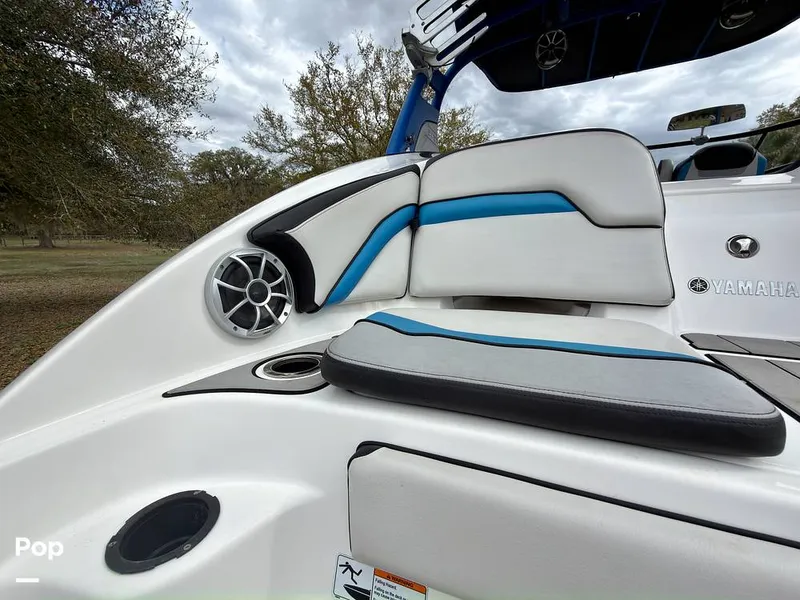 Slide: The Image of Yamaha Wake Series 242X 2020 - 16284150