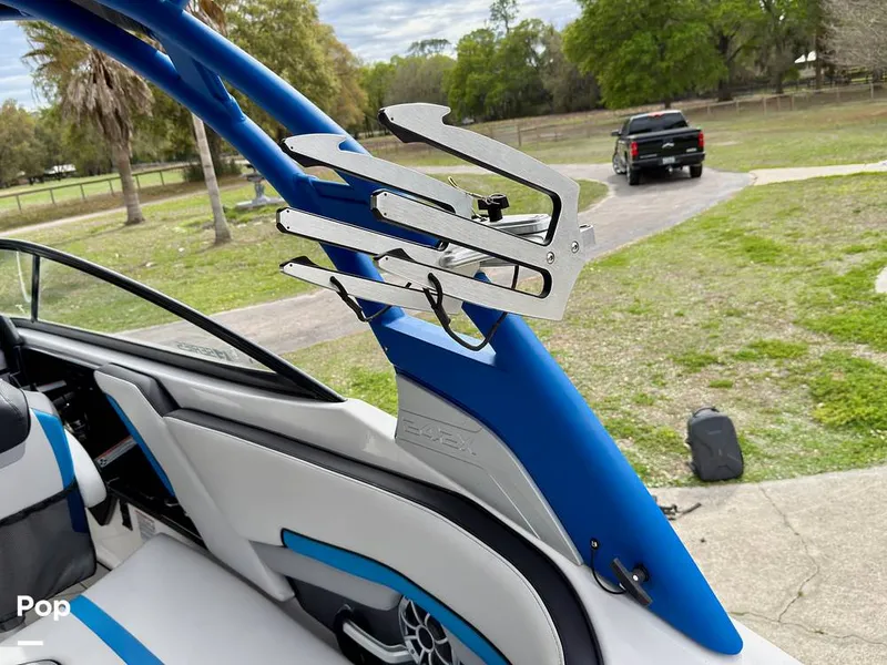 Slide: The Image of Yamaha Wake Series 242X 2020 - 16284158