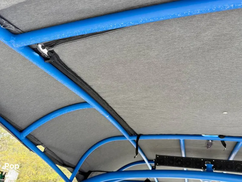 Slide: The Image of Yamaha Wake Series 242X 2020 - 16284162