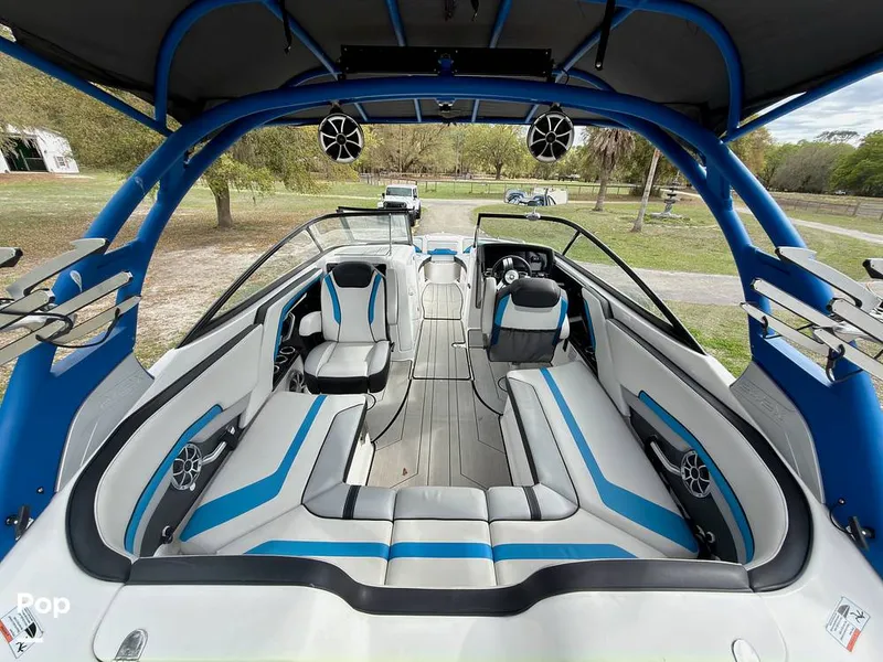 Slide: The Image of Yamaha Wake Series 242X 2020 - 16284164