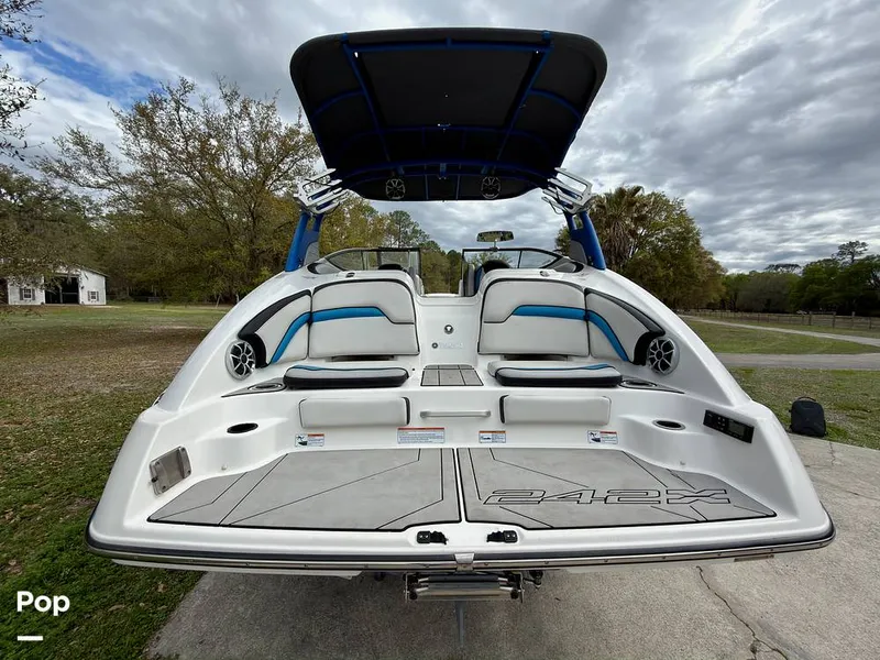 Slide: The Image of Yamaha Wake Series 242X 2020 - 16284102