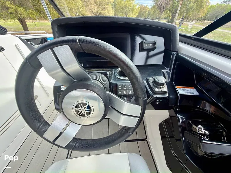 Slide: The Image of Yamaha Wake Series 242X 2020 - 16284166