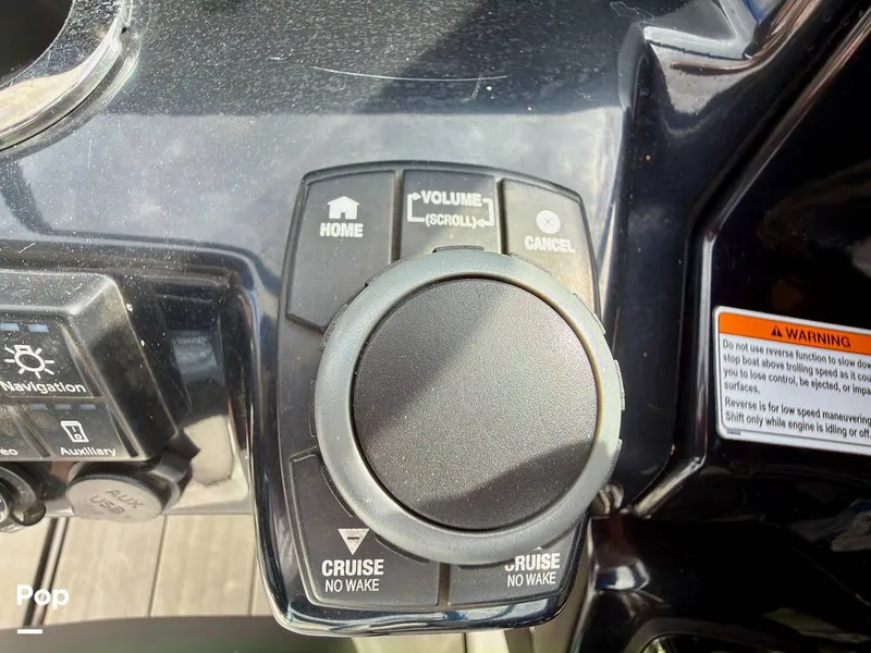 Slide: The Image of Yamaha Wake Series 242X 2020 - 16284169