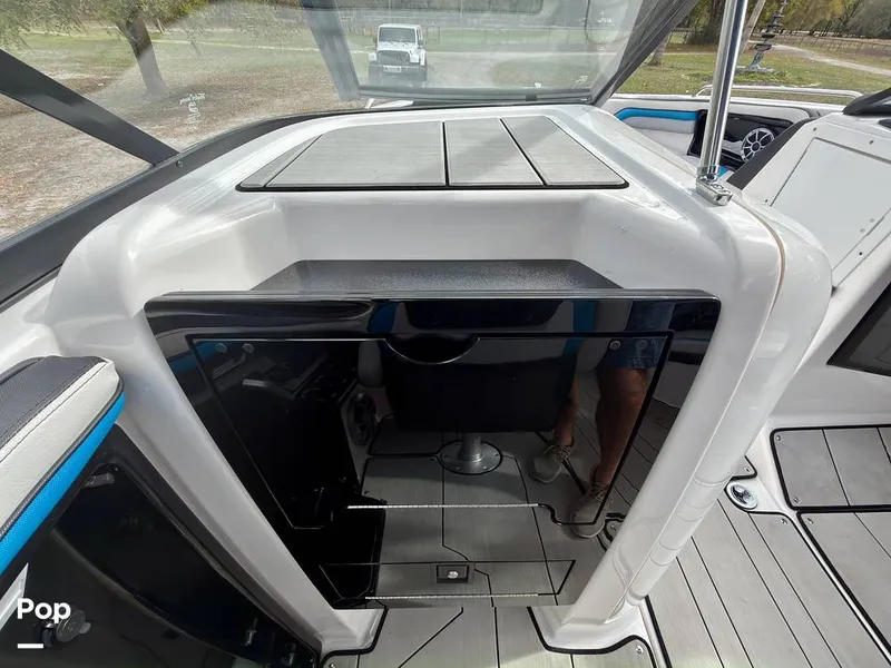 Slide: The Image of Yamaha Wake Series 242X 2020 - 16284175