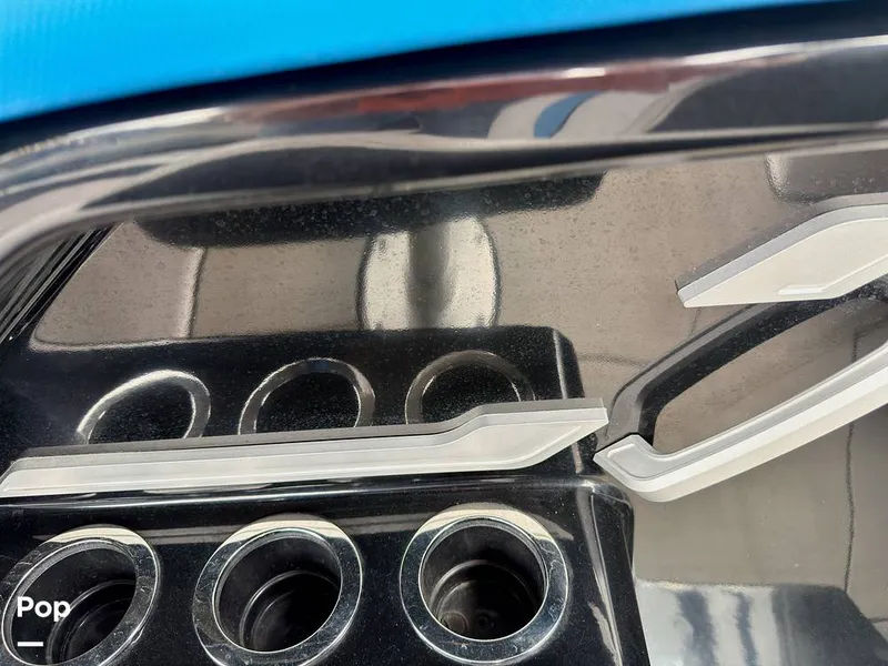 Slide: The Image of Yamaha Wake Series 242X 2020 - 16284179