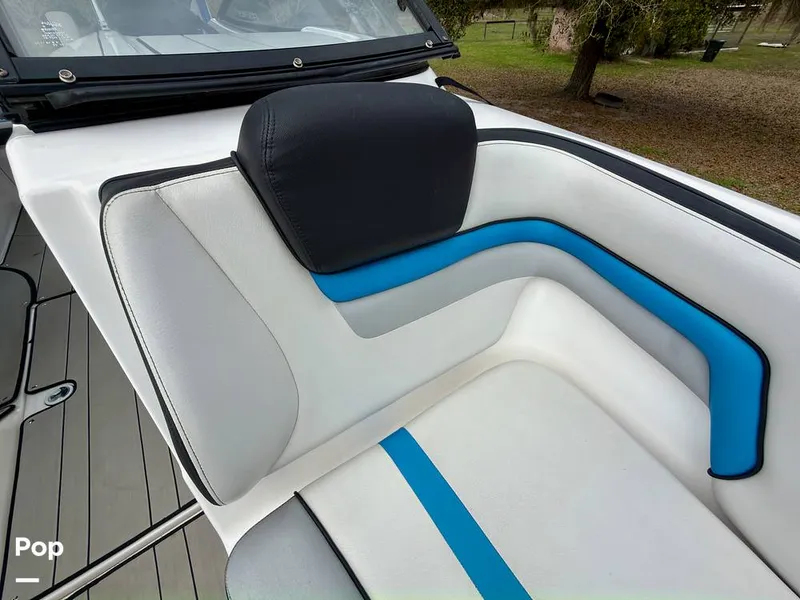 Slide: The Image of Yamaha Wake Series 242X 2020 - 16284190