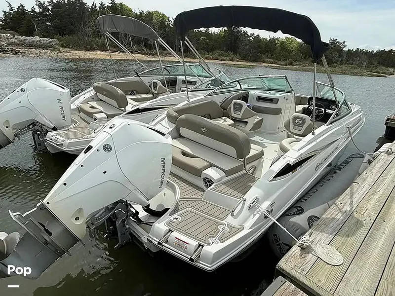 The Image of Crownline Boats E235XS 2023 - 16213662