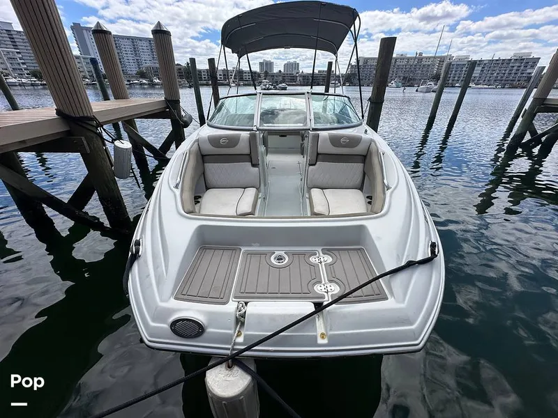 Slide: The Image of Crownline Boats E235XS 2023 - 16350005