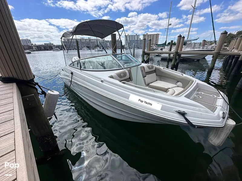 Slide: The Image of Crownline Boats E235XS 2023 - 16350007