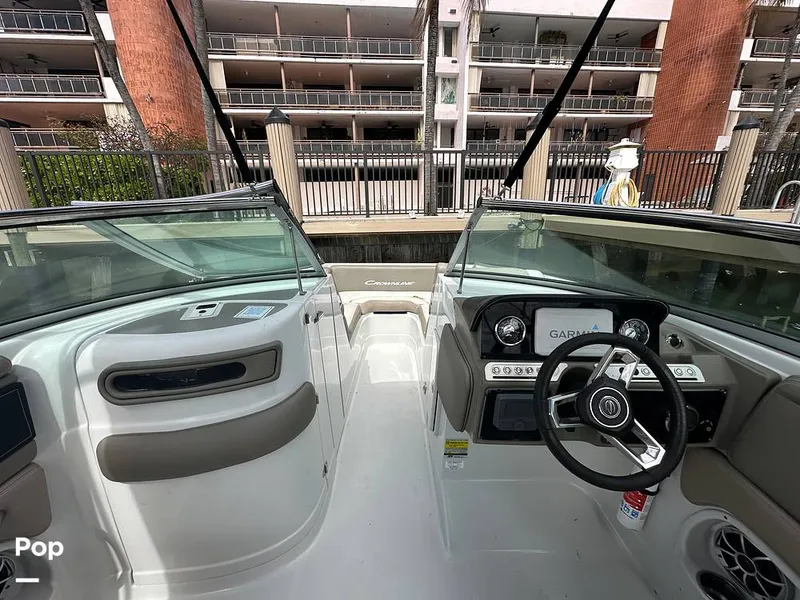 Slide: The Image of Crownline Boats E235XS 2023 - 16350055