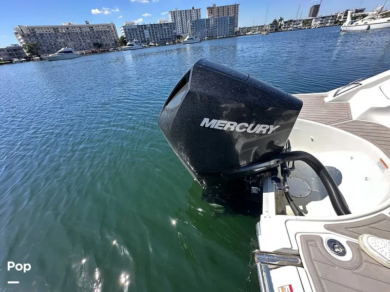 Slide: The Image of Crownline Boats E235XS 2023 - 16268909