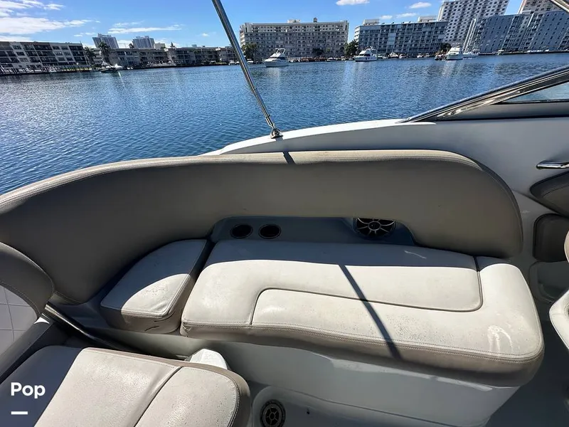 Slide: The Image of Crownline Boats E235XS 2023 - 16268917