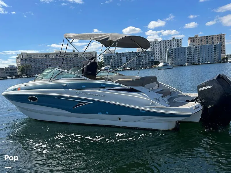 Slide: The Image of Crownline Boats E235XS 2023 - 16245600